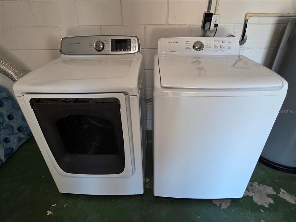 出租: $3,000 (4 贝兹, 2 浴室, 1332 平方英尺)