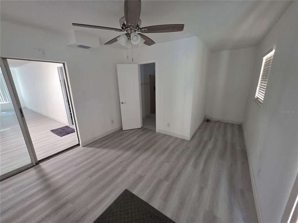 出租: $3,000 (4 贝兹, 2 浴室, 1332 平方英尺)