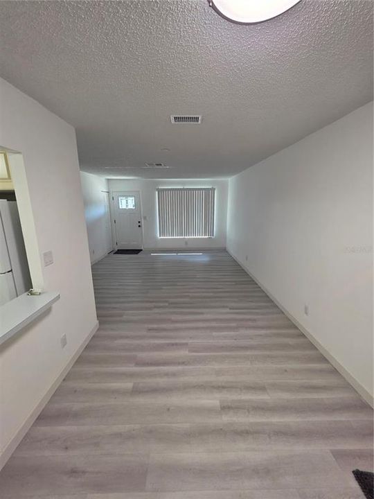 出租: $3,000 (4 贝兹, 2 浴室, 1332 平方英尺)