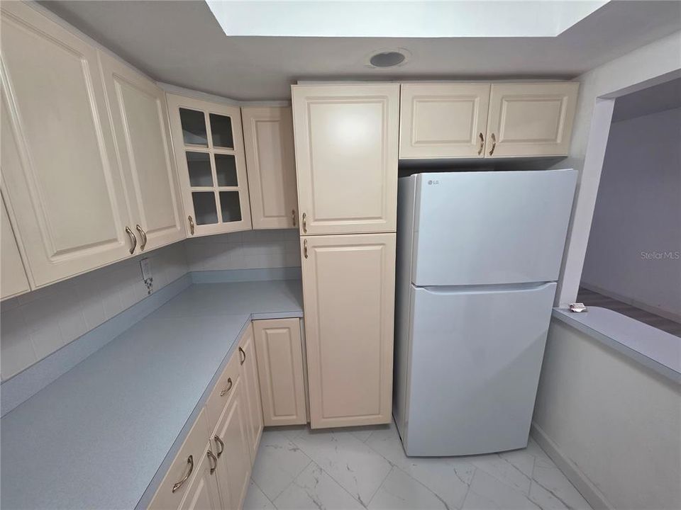 出租: $3,000 (4 贝兹, 2 浴室, 1332 平方英尺)