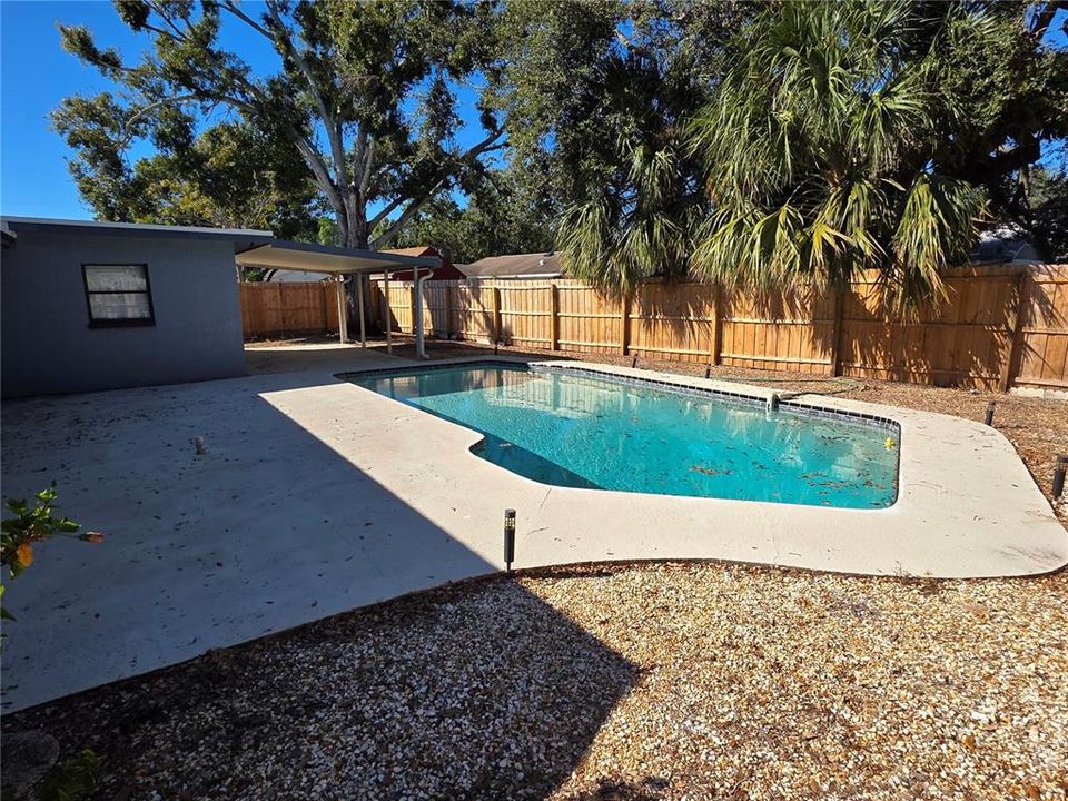 出租: $3,000 (4 贝兹, 2 浴室, 1332 平方英尺)