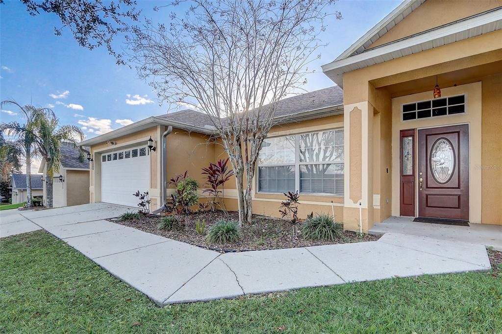 En Venta: $369,995 (4 camas, 2 baños, 1912 Pies cuadrados)