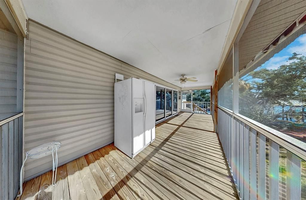 For Sale: $779,000 (5 beds, 4 baths, 1748 Square Feet)