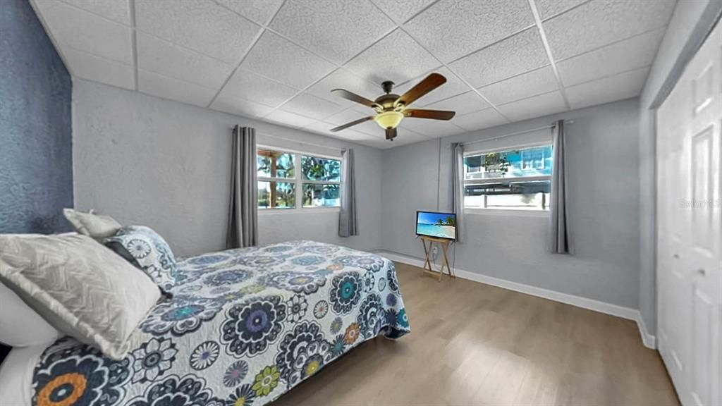 For Sale: $779,000 (5 beds, 4 baths, 1748 Square Feet)