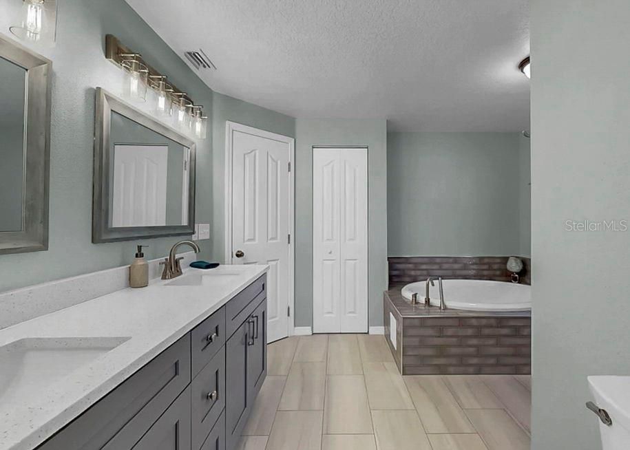 For Sale: $779,000 (5 beds, 4 baths, 1748 Square Feet)