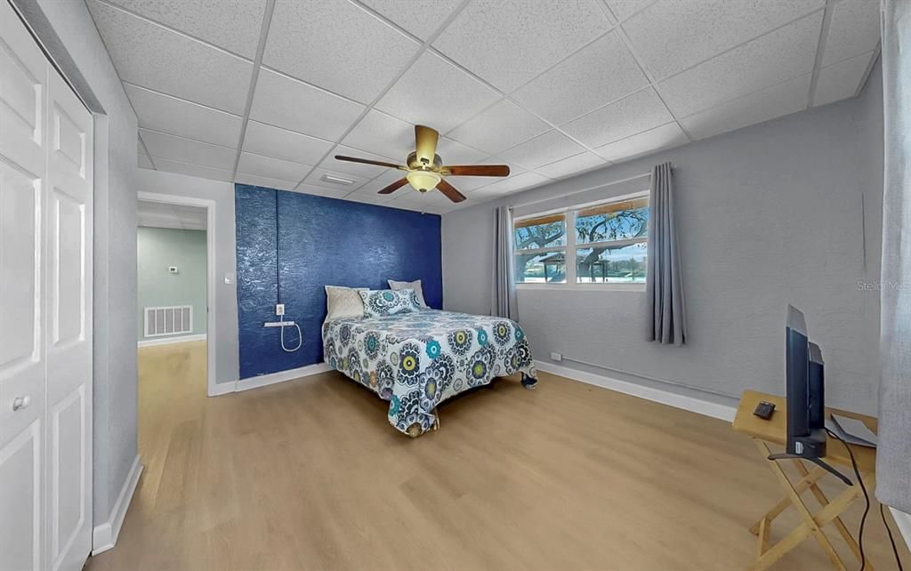 For Sale: $779,000 (5 beds, 4 baths, 1748 Square Feet)