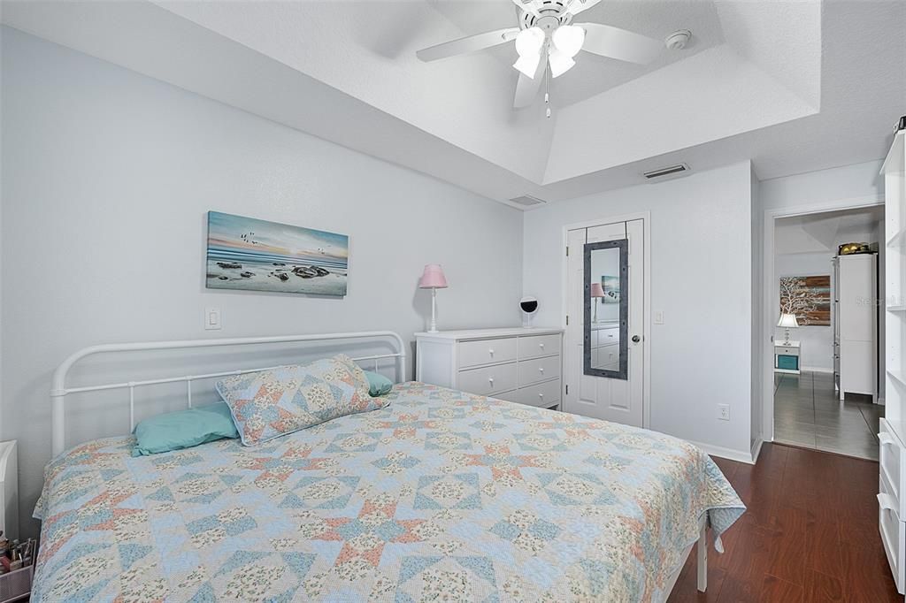 待售: $341,999 (3 贝兹, 2 浴室, 1404 平方英尺)