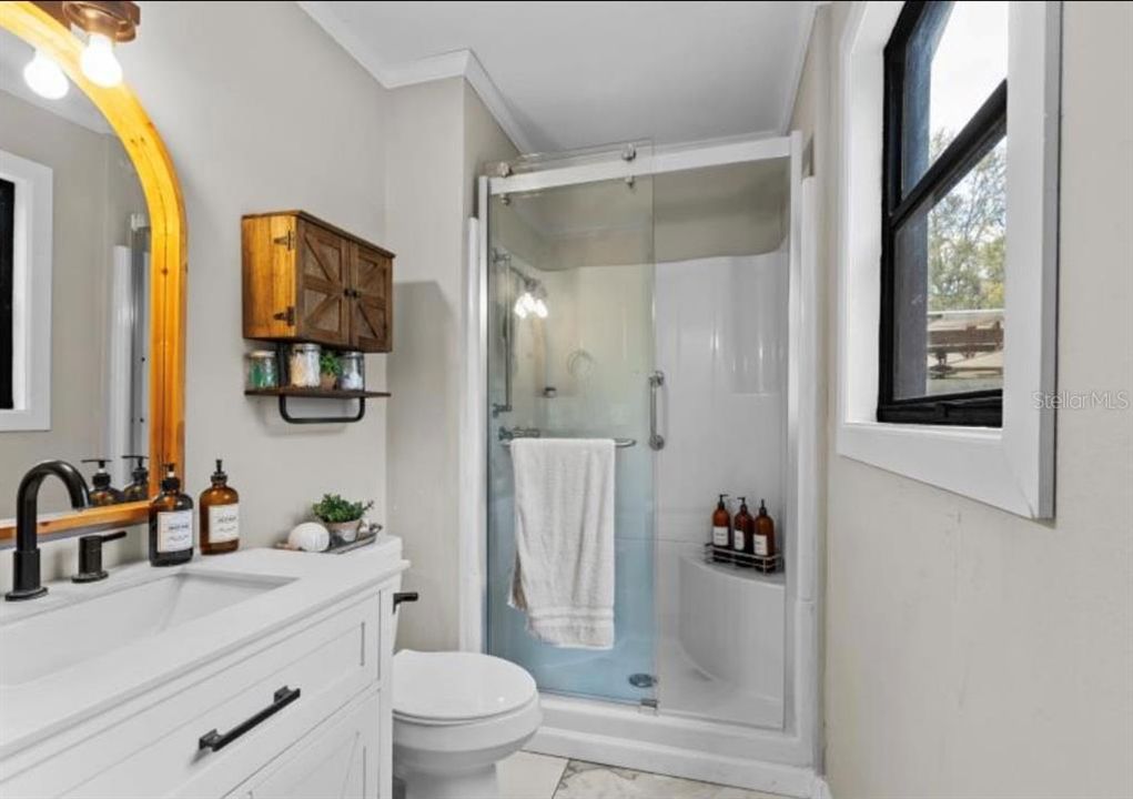 待售: $450,000 (4 贝兹, 2 浴室, 1632 平方英尺)