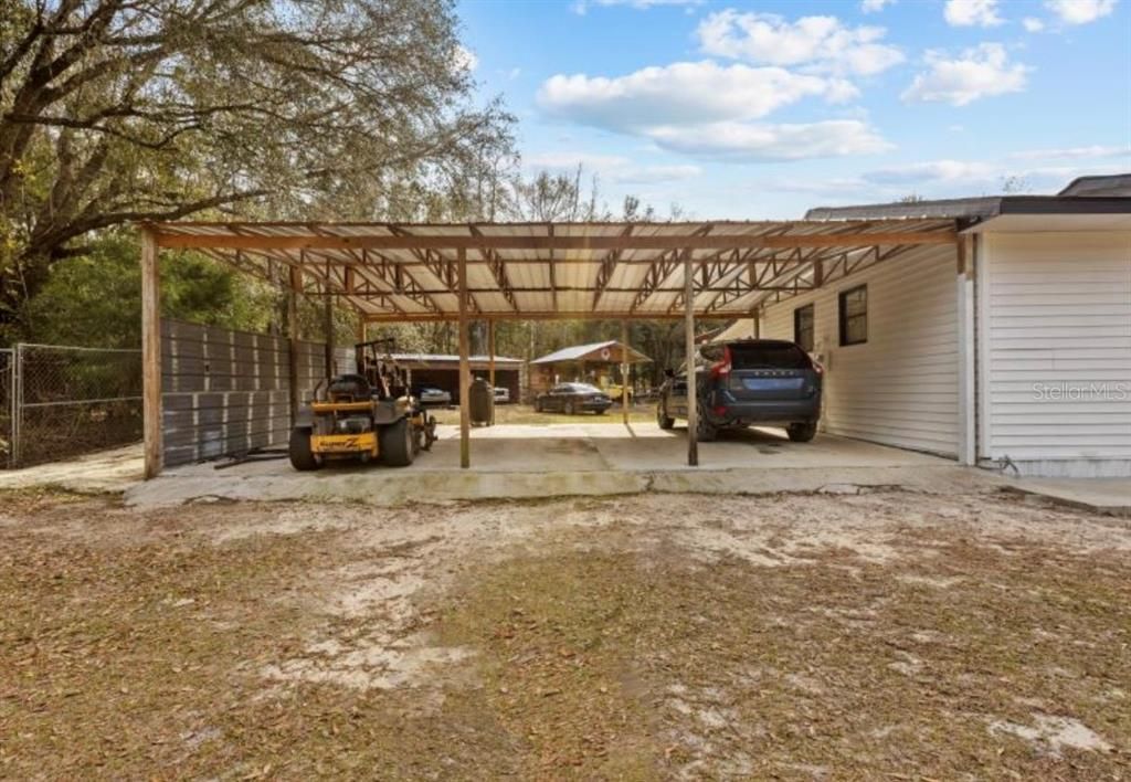 待售: $450,000 (4 贝兹, 2 浴室, 1632 平方英尺)