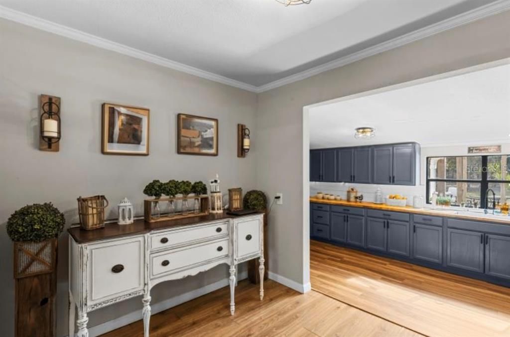 待售: $450,000 (4 贝兹, 2 浴室, 1632 平方英尺)