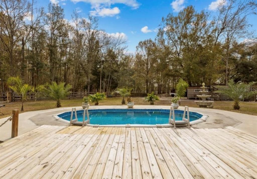 待售: $450,000 (4 贝兹, 2 浴室, 1632 平方英尺)