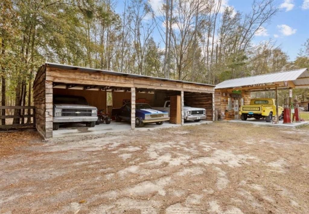 待售: $450,000 (4 贝兹, 2 浴室, 1632 平方英尺)