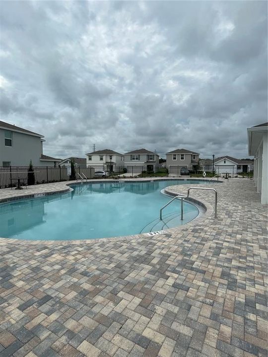 For Rent: $2,850 (4 beds, 2 baths, 2305 Square Feet)