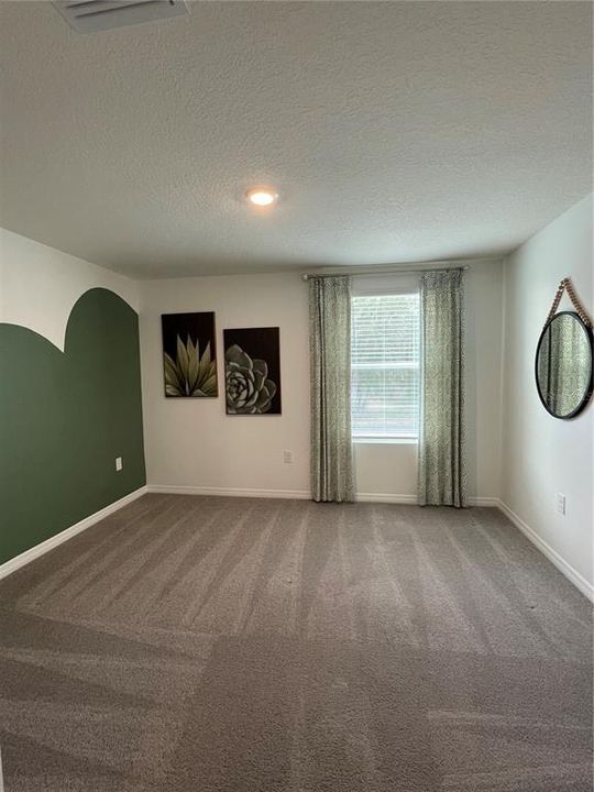 For Rent: $2,850 (4 beds, 2 baths, 2305 Square Feet)