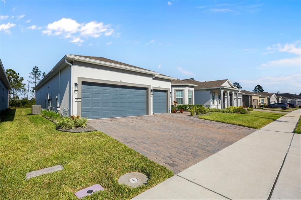 En Venta: $759,000 (3 camas, 3 baños, 2483 Pies cuadrados)