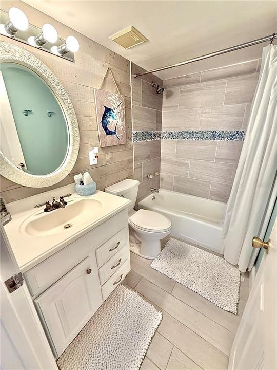 For Sale: $404,000 (2 beds, 2 baths, 1137 Square Feet)