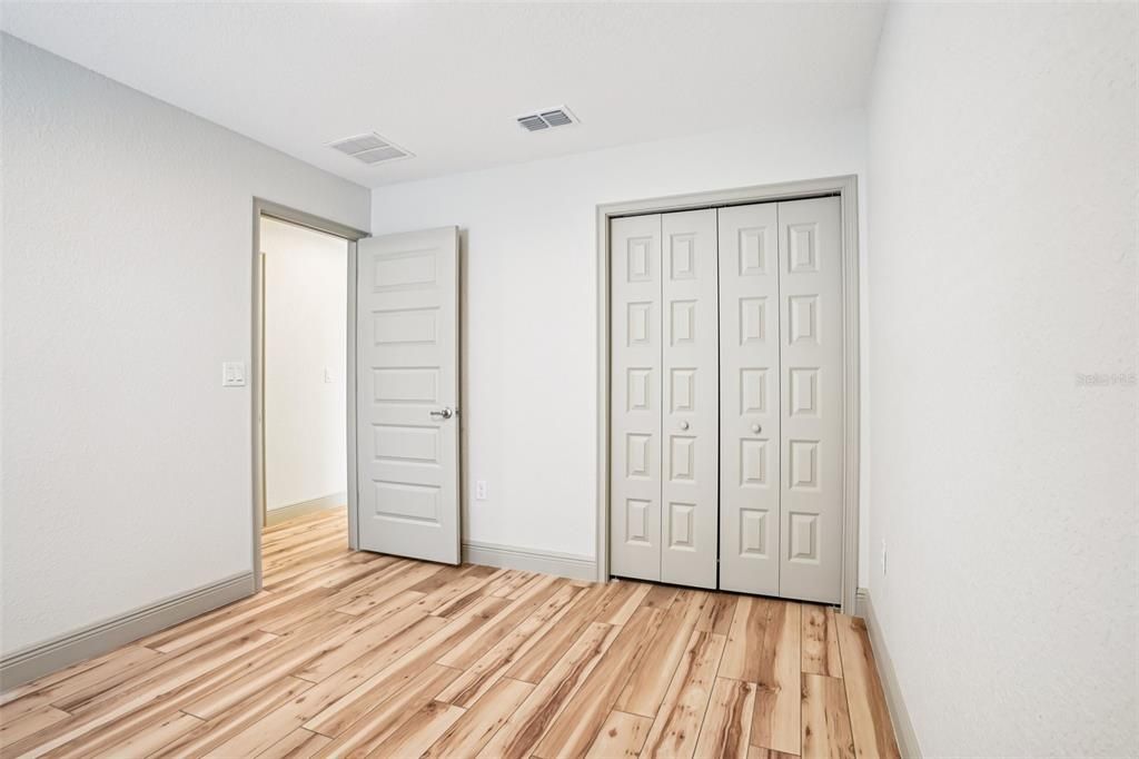 For Sale: $294,900 (4 beds, 2 baths, 1473 Square Feet)