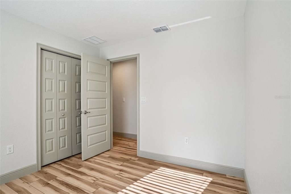 For Sale: $294,900 (4 beds, 2 baths, 1473 Square Feet)