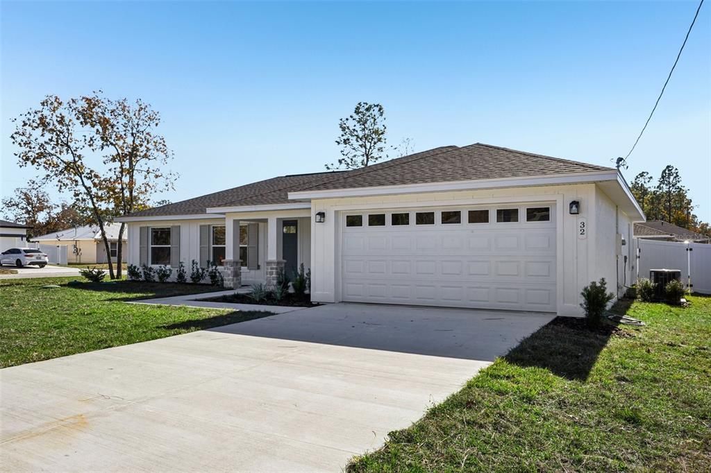 For Sale: $294,900 (4 beds, 2 baths, 1473 Square Feet)