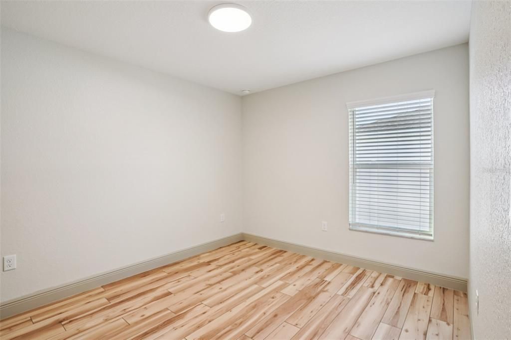 For Sale: $294,900 (4 beds, 2 baths, 1473 Square Feet)