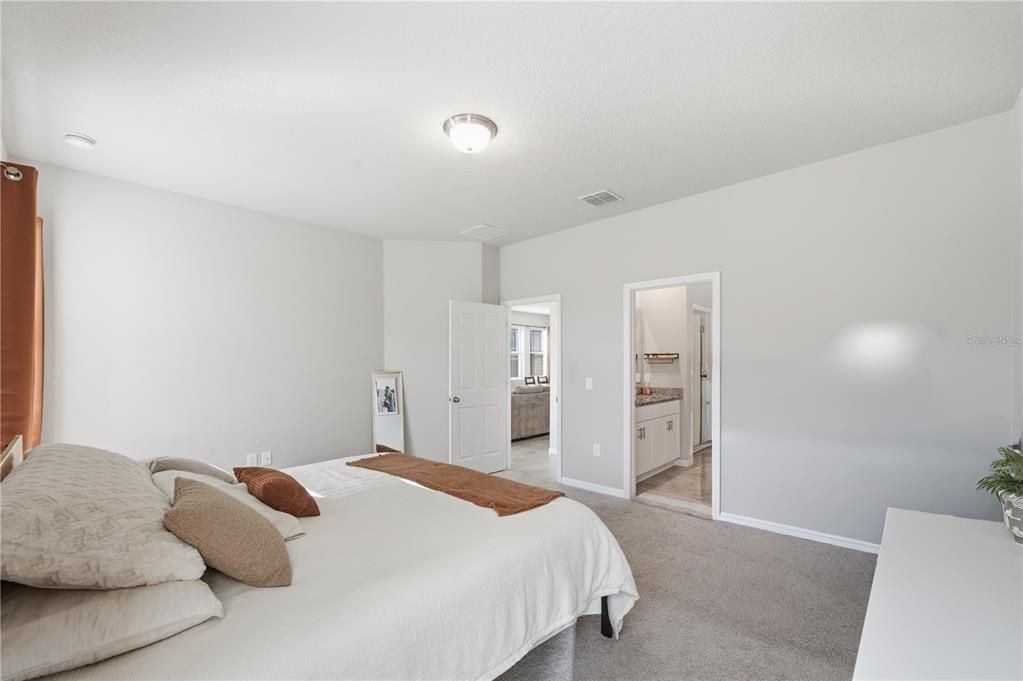 For Sale: $380,000 (3 beds, 2 baths, 1502 Square Feet)