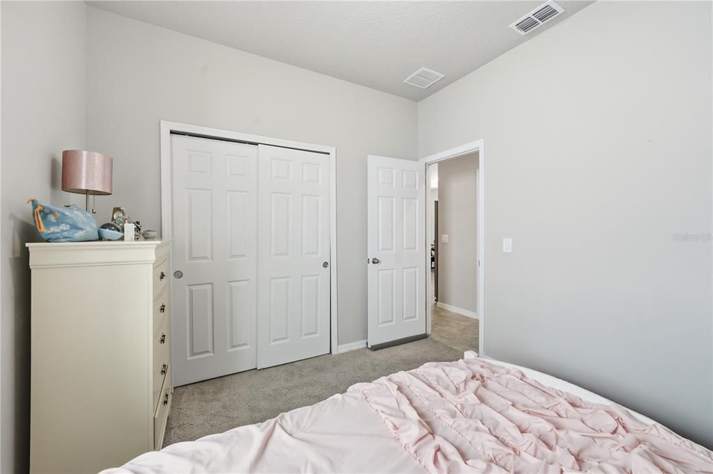 For Sale: $380,000 (3 beds, 2 baths, 1502 Square Feet)