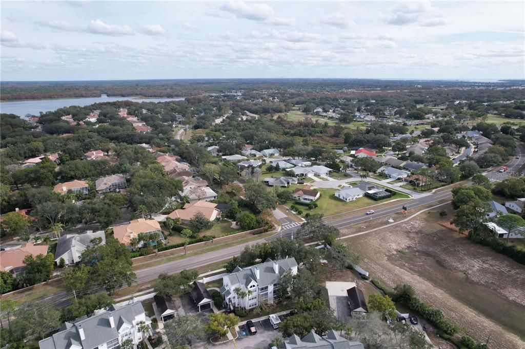 出租: $1,500 (1 贝兹, 1 浴室, 827 平方英尺)