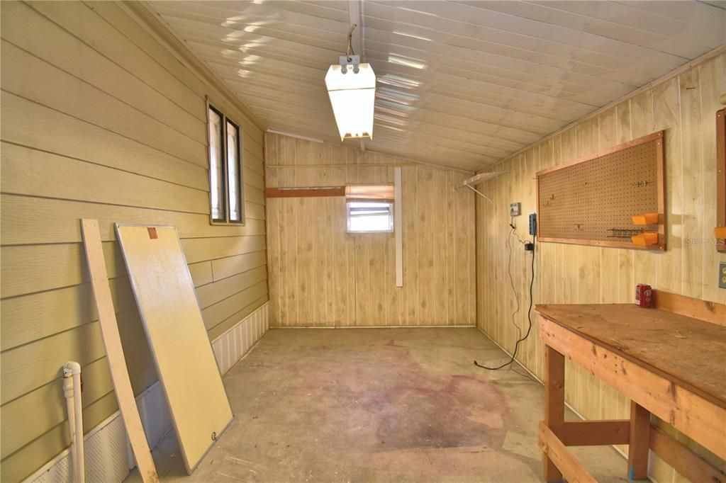 На продажу: $74,900 (2 спален, 2 ванн, 1488 Квадратных фут)