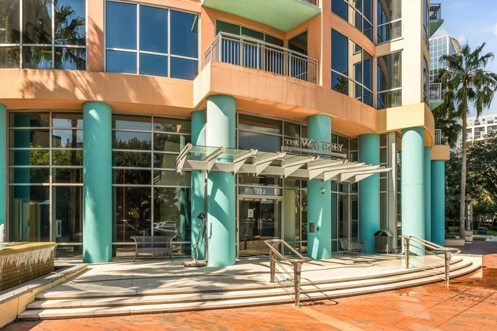 For Sale: $449,500 (2 beds, 2 baths, 1317 Square Feet)