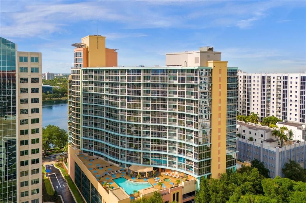 For Sale: $449,500 (2 beds, 2 baths, 1317 Square Feet)