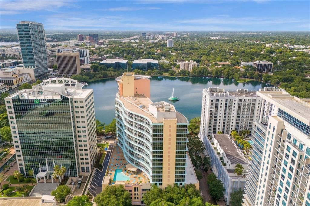 For Sale: $449,500 (2 beds, 2 baths, 1317 Square Feet)