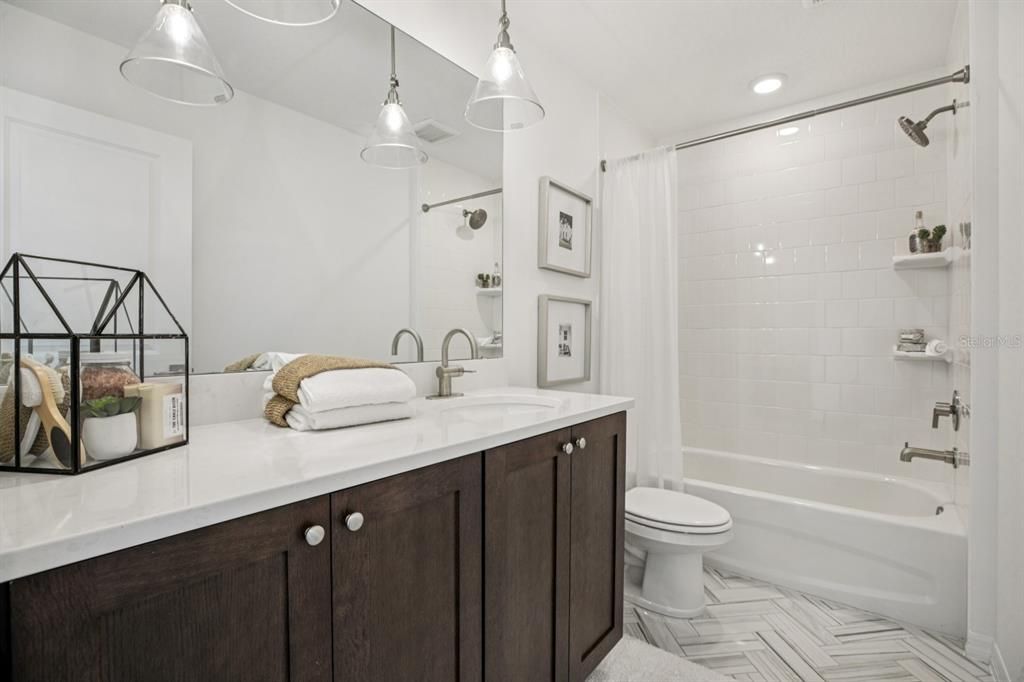 For Sale: $689,990 (3 beds, 2 baths, 2134 Square Feet)