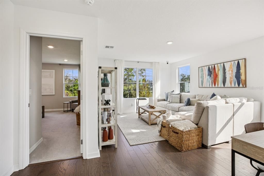 For Sale: $689,990 (3 beds, 2 baths, 2134 Square Feet)