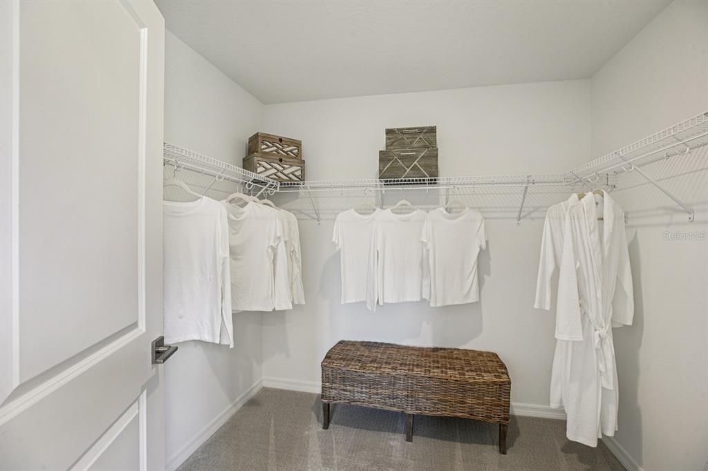 For Sale: $689,990 (3 beds, 2 baths, 2134 Square Feet)