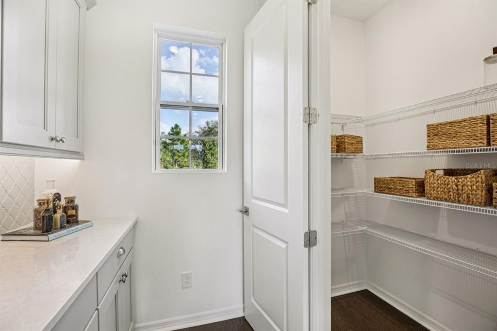 For Sale: $689,990 (3 beds, 2 baths, 2134 Square Feet)