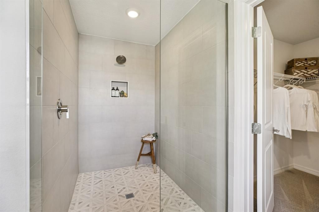 For Sale: $689,990 (3 beds, 2 baths, 2134 Square Feet)