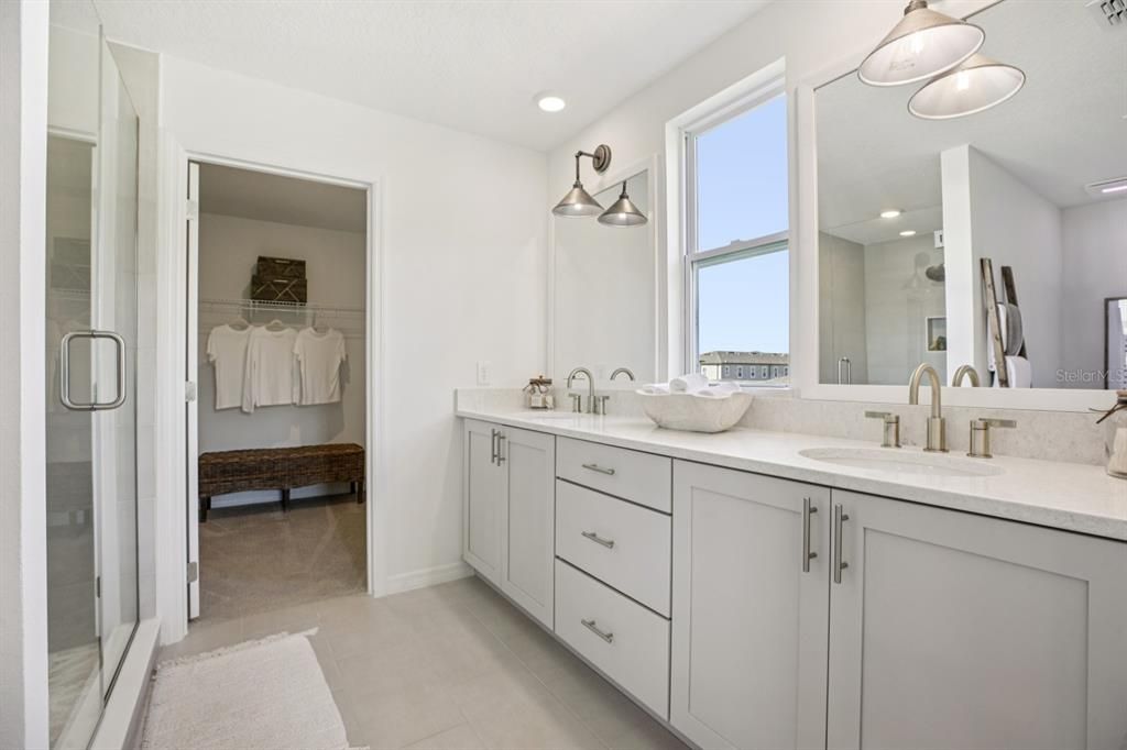 For Sale: $689,990 (3 beds, 2 baths, 2134 Square Feet)