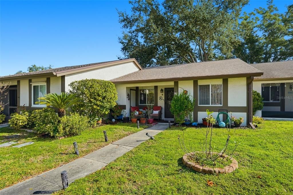 For Sale: $245,000 (2 beds, 2 baths, 1030 Square Feet)