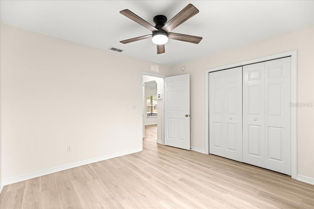 For Sale: $239,000 (3 beds, 2 baths, 1305 Square Feet)