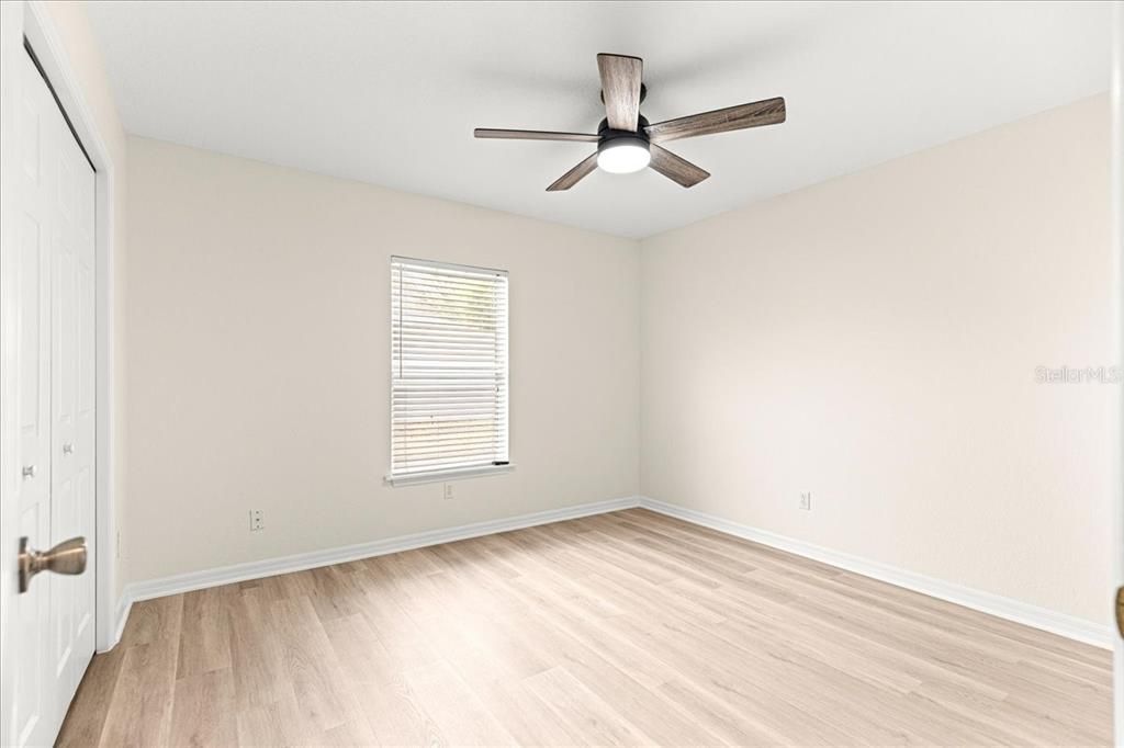 For Sale: $239,000 (3 beds, 2 baths, 1305 Square Feet)