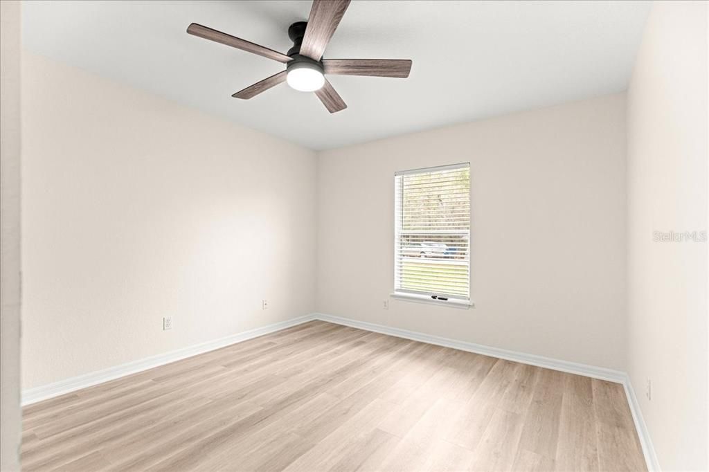 For Sale: $239,000 (3 beds, 2 baths, 1305 Square Feet)