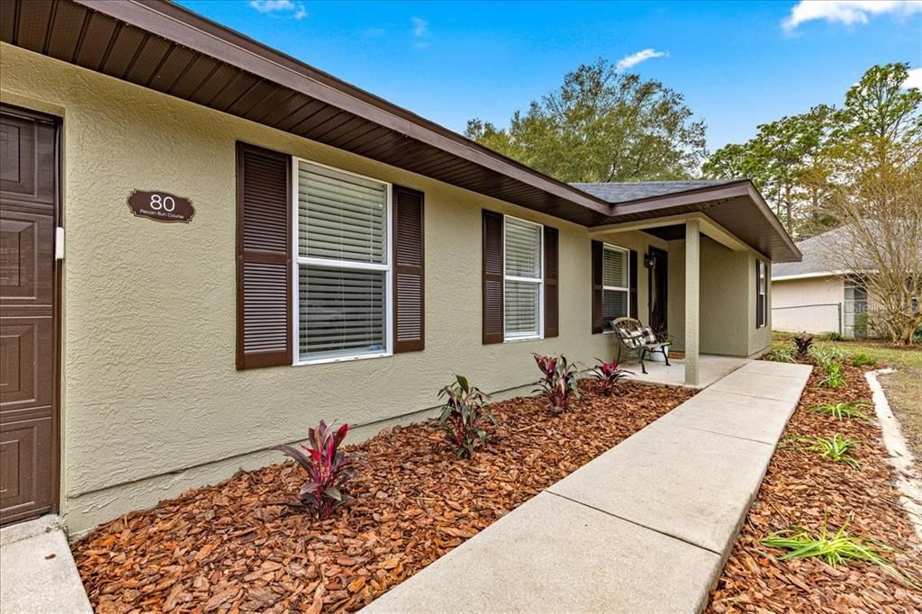 For Sale: $239,000 (3 beds, 2 baths, 1305 Square Feet)