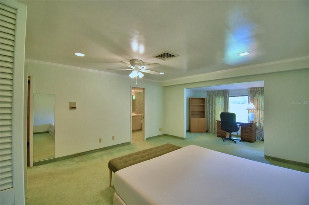 На продажу: $259,000 (2 спален, 3 ванн, 2272 Квадратных фут)