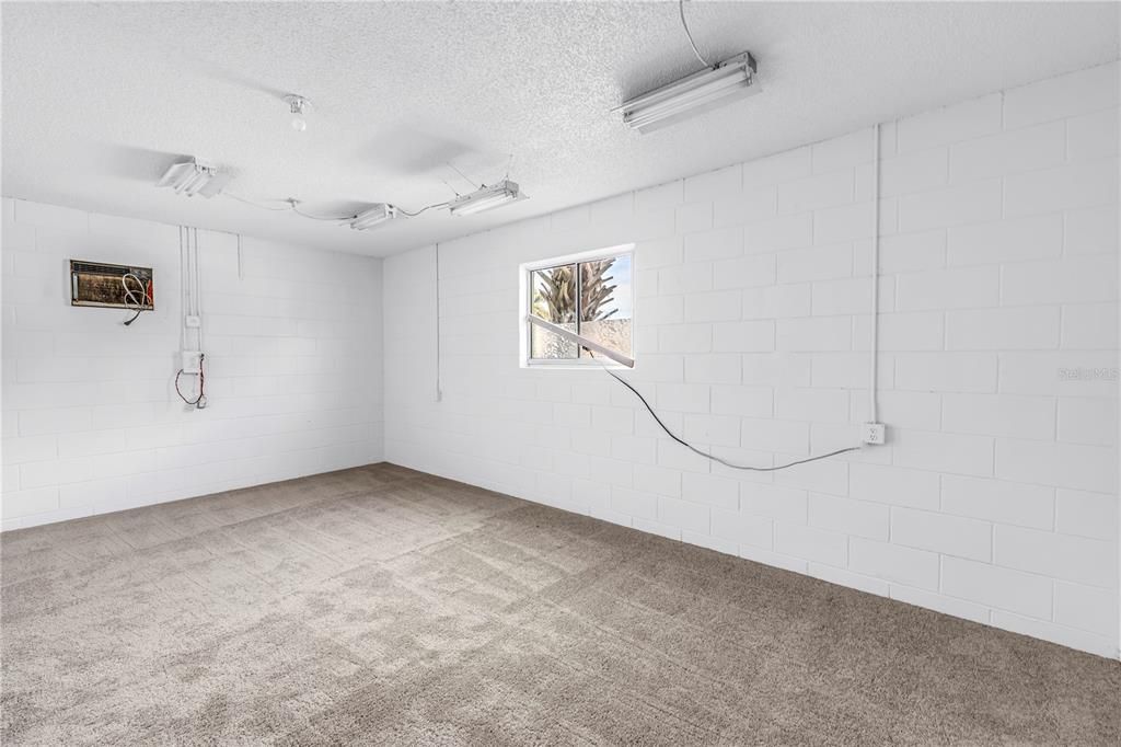 На продажу: $359,000 (2 спален, 2 ванн, 1242 Квадратных фут)