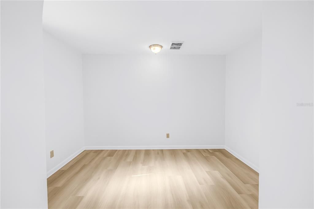 На продажу: $359,000 (2 спален, 2 ванн, 1242 Квадратных фут)