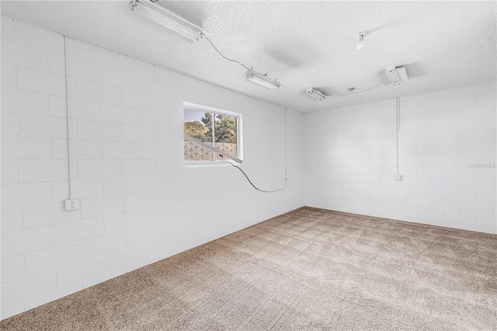 На продажу: $359,000 (2 спален, 2 ванн, 1242 Квадратных фут)