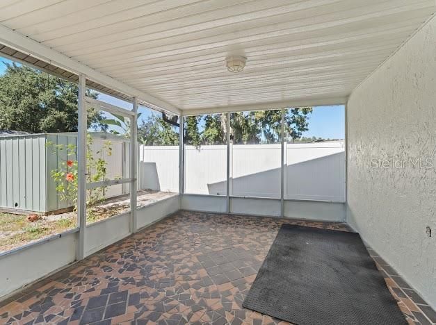 For Sale: $300,000 (3 beds, 2 baths, 1549 Square Feet)