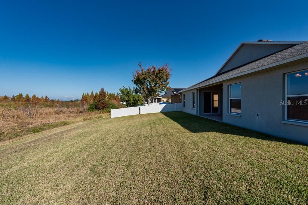 待售: $405,000 (4 贝兹, 2 浴室, 2112 平方英尺)