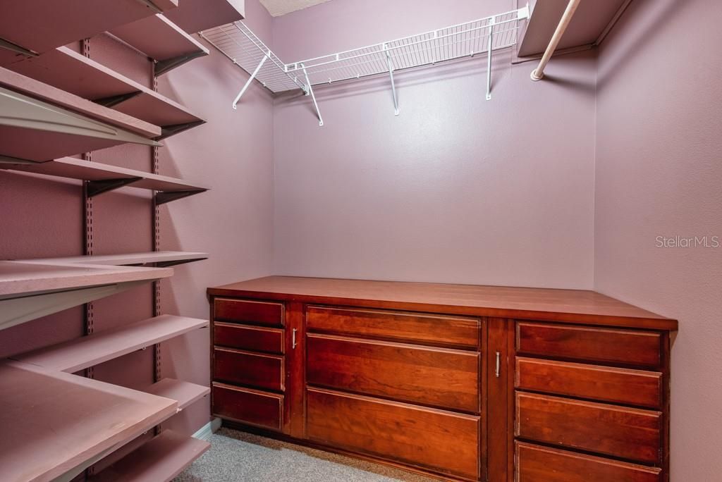 待售: $405,000 (4 贝兹, 2 浴室, 2112 平方英尺)