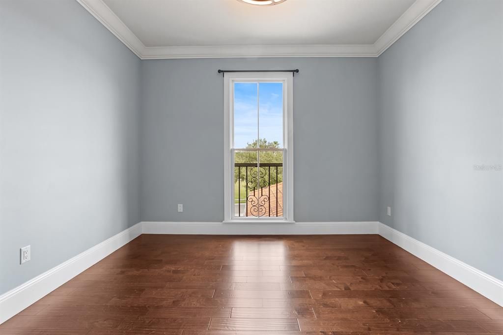 For Sale: $3,250,000 (5 beds, 4 baths, 5713 Square Feet)